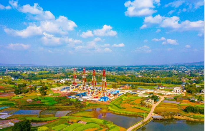 西南油氣田公司頁巖氣日產(chǎn)量超4000萬方！再創(chuàng)歷史新高